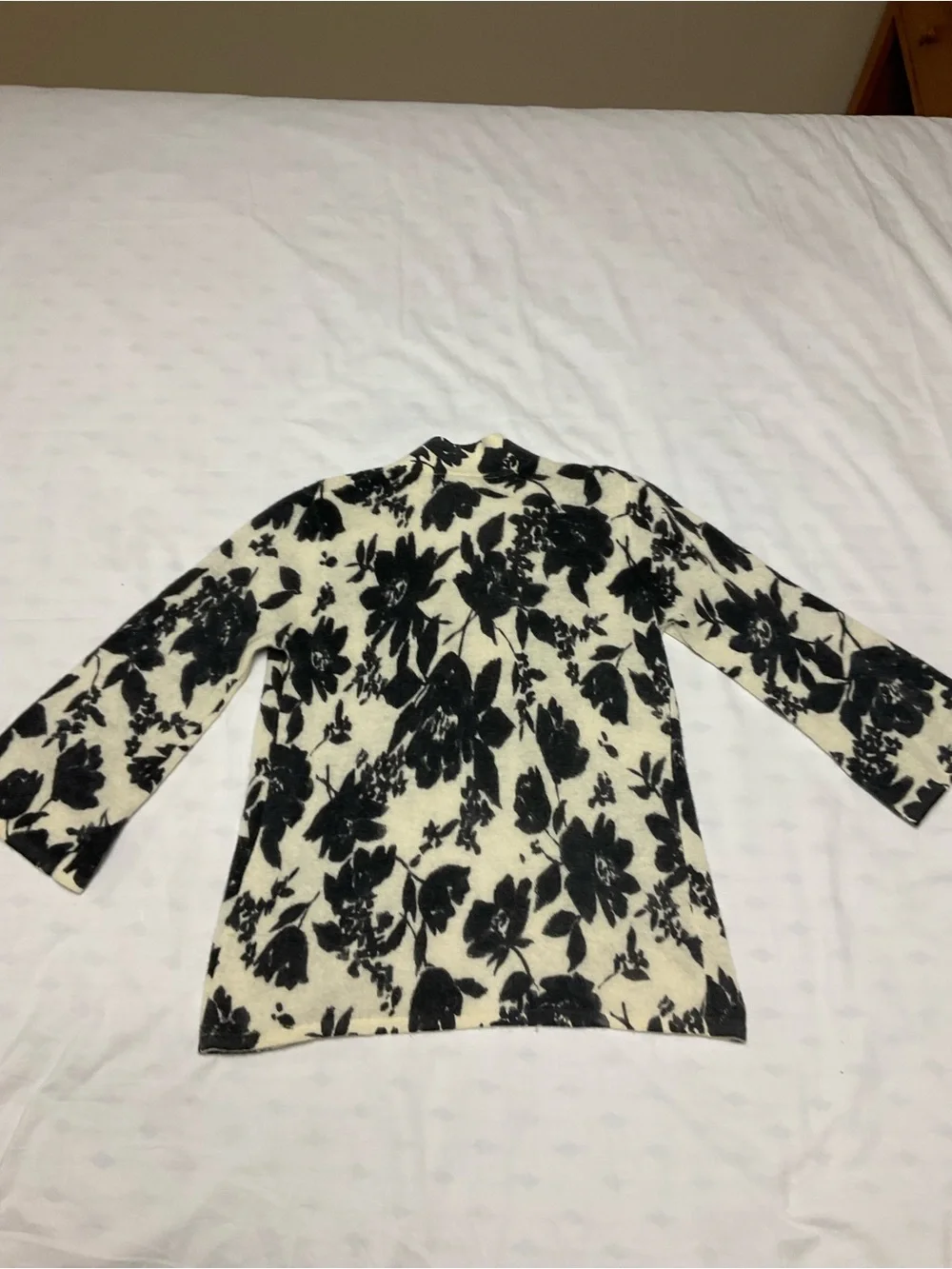 Vintage Susan Bristol Graphic Floral Cardigan Size M